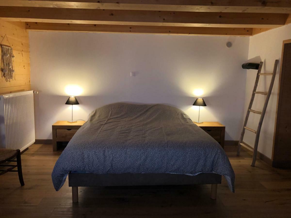 Chalet Du Bois Des Fugiers 于日讷 外观 照片