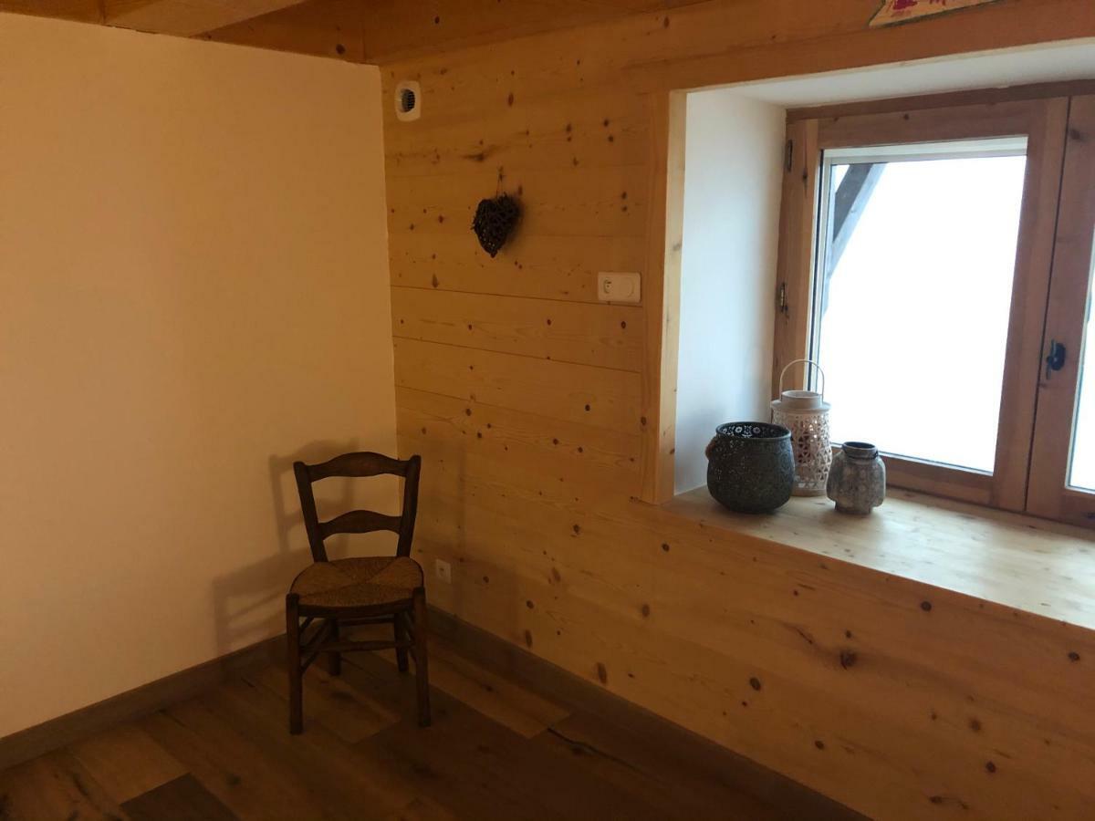 Chalet Du Bois Des Fugiers 于日讷 外观 照片